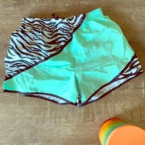 VS activewear shorts